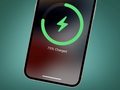 Con chip 'bí ẩn' trên iPhone 15 có thể làm giảm tốc độ sạc đối với các bộ sạc của bên thứ 3 (Ảnh: Tech Radar)