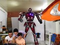 Robot One được nhóm Robot Bank chế tạo từ phụ tùng xe máy Honda và SYM bỏ đi. Ảnh: AFP