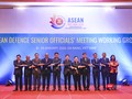 Các quan chức quốc phòng cấp cao các nước ASEAN chụp ảnh lưu niệm tại sự kiện ADSOM WG