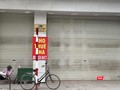 Tình trạng sang lại mặt bằng trên các tuyến phố Hà Nội sau dịch COVID-19 (Ảnh Minh Hằng)