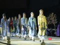 Một bộ sưu tập áo dài trong đêm trình diễn