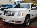 Cadillac Escalade đời 2007 rao bán tại Sài Gòn.