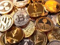 Đầu tư Bitcoin năm 2022: Không còn thăng hoa nhưng vẫn hơn mua vàng?