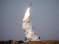 Tên lửa S-300 của Syria lần đầu khai hỏa đã bắn hạ 3 máy bay không người lái của Israel mà đối phương không dám trả đũa.