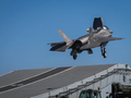 Máy bay F-35B Lighning cất cánh từ tàu sân bay HMS Queen Elizabeth (Ảnh: Sunnews).