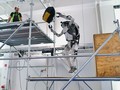 Robot Atlas của Boston Dynamics đạt được khả năng hoạt động như người. Ảnh minh họa video Boston Dynamics.