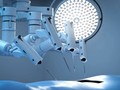 Robot phẫu thuật với xâm lấn tối thiểu và độ chính xác cao. Ảnh: Shutterstock