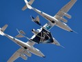 Virgin Galactic thực hiện chuyến bay vũ trụ thương mại với khách du lịch tư nhân trả tiền. Ảnh video CNBC.