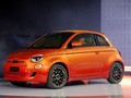 FIAT 500 điện mới tại Triển lãm ô tô Los Angeles, bang California, Mỹ ngày 17/11/2022. Reuters/Carlos Barria/File Photo Acquire License Rights