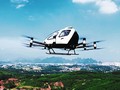 Máy bay cất hạ cánh thẳng đứng eVTOL của công ty EHang bay thử nghiệm. Ảnh EHang
