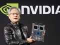 Giám đốc điều hành Nvidia Jensen Huang phát biểu tại sự kiện về trí tuệ nhân tạo ở Tokyo. Ảnh: SCMP.