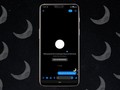 Giao diện tối (Dark Mode) giúp thiết bị sử dụng màn Amoled tiết kiệm năng lượng. Ảnh: GadgetMatch