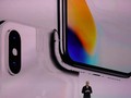 Tim Cook giới thiệu iPhone X tại trụ sở mới của Apple.