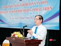TS Phan Xuân Dũng phát biểu tại Hội thảo. Ảnh Anh Tuấn