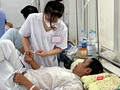 Sốt xuất huyết và COVID-19 gia tăng, các bệnh viện phải kiểm soát chặt chẽ lây nhiễm