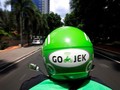 Gojek nói sẽ mở dịch vụ gọi xe 4 bánh và ví điện tử tại Việt Nam. Ảnh: Reuters