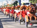 Xích lô du lịch Đà Nẵng trong sự kiện diễu hành trên đường phố Đà Nẵng.
