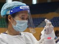 Lực lượng y tế Đà Nẵng tiêm vaccine phòng COVID-19 cho người dân