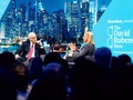 Ông Rubenstein trò chuyện trong show truyền hình nổi tiếng của ông trên kênh Bloomberg.