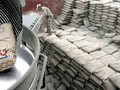 Sản xuất xi măng cũng chịu tác động mạnh do tăng giá điện