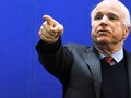Thượng nghị sĩ John McCain.