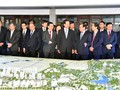 Thủ tướng Chính phủ Nguyễn Tấn Dũng nghe báo cáo về dự án khu đô thị hai bên trục đường Nhật Tân - Nội Bài 
