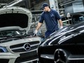 Một xưởng sản xuất Mercedes-Benz tại Hungary. Ảnh: WSJ