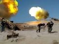 Pháo binh quân đội Syria bã đạn vào chiến tuyến lực lượng Hồi giáo cực đoan. Ảnh minh hoạc South Front