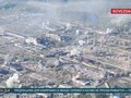 Pháo binh dân quân Luhansk đánh phá ác liệt khu công nghiệp Knauf thuộc thành phố Soledar. Ảnh video TV Zvezda.
