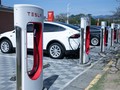 Trạm sạc xe điện Tesla. Ảnh DigiTimes