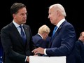 Thủ tướng Hà Lan Mark Rutte trong một cuộc nói chuyện với Tổng thống Mỹ Joe Biden. Ảnh CNBC.