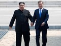 Ông Kim Jong Un và tổng thống Hàn Quốc Moon Jae In trong cuộc gặp lịch sử ở Bàn Môn Điếm