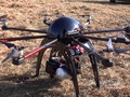 MultirotorEagle V2(33.940 USD): Chiếc drone này nặng 4,5 kg, có thể mang vật 2 kg. Thời gian bay tối đa 10 phút ở tốc độ 58 km/h trong phạm vi 1 km. Nó kết hợp với cụm gimbal máy ảnh cầm tay 3 trục Freely MoVI M5 nhằmđạt sự ổn định khi bay.