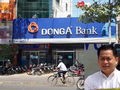 Sai phạm của Phan Văn Anh Vũ (ảnh nhỏ) trong vụ án tại Ngân hàng Đông Á đã được tách ra để điều tra riêng