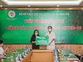 SHB hy vọng những hỗ trợ kịp thời của ngân hàng sẽ giúp các bệnh viện có thêm nguồn tài chính trang bị vật tư, sinh phẩm y tế; từ đó giúp các y bác sĩ yên tâm thực hiện công tác chuyên môn, nhanh chóng đẩy lùi dịch bệnh.