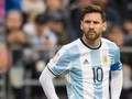11 năm Leo Messi gắn bó với chiếc áo số 10. Ảnh CNN.