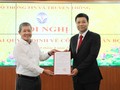 Thứ trưởng Nguyễn Thành Hưng trao Quyết định bổ nhiệm cho ông Đỗ Công Anh 