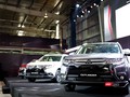Outlander là mẫu xe tiên phong áp dụng ngôn ngữ thiết kế mới "Dynamic Shield" của Mitsubishi Motors, mang lại ấn tượng về sự mạnh mẽ, linh hoạt và khả năng bảo vệ hành khách một cách toàn diện