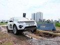 Đây là lần đầu tiên, một chương trình trải nghiệm Offroad được Land Rover Việt Nam tổ chức tại Hà Nội.