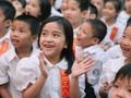 Trẻ em dự lễ khai giảng năm học mới