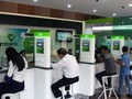 Vietcombank điều chỉnh mức ưu đãi lãi suất cho vay trung dài hạn VND về tối đa 10%/năm trong thời gian một năm để hỗ trợ các doanh nghiệp trực tiếp sản xuất kinh doanh.