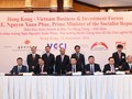 Thủ tướng chứng kiến lễ ký hợp đồng hợp tác giữa các DN Việt Nam và HongKong