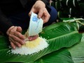 Video: Mẹo gói bánh chưng không cần khuôn vẫn vuông, đẹp