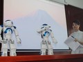 Hai robot Nao mà Đại học Lạc Hồng tiếp nhận.