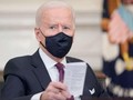 Nhà Trắng cho biết quyết định của Tổng thống Biden "gửi đi một tín hiệu rằng nước Mỹ sẽ áp đặt các phí tổn một cách chiến lược và tác động kinh tế lên Nga nếu nước này tiếp tục hoặc leo thang hành động gây bất ổn quốc tế".