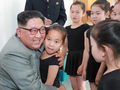 Ông Kim Jong-un trong lần đến thăm Cung Học sinh Thiếu nhi Paeumui Chollikil.