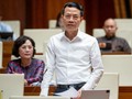 Bộ trưởng Bộ Thông tin và Truyền thông Nguyễn Mạnh Hùng phát biểu giải trình, làm rõ một số nội dung đại biểu Quốc hội nêu.