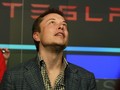 Elon Musk từng là câu bé thường xuyên bị bắt nạt khi còn đi học. Nhưng nay anh đã là một "Người Sắt" có những ý tưởng "cực kỳ điên rồ". (Ảnh: Business Insider).
