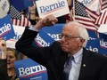 Ứng viên Bernie Sanders ăn mừng chiến thắng sau khi giành vị trí thứ nhất trong cuộc bầu cử sơ bộ ở New Hampshire (Ảnh: Sky News)