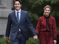 Bà Sophie Grégoire Trudeau cùng chồng, Thủ tướng Justin Trudeau (Ảnh: AP)
